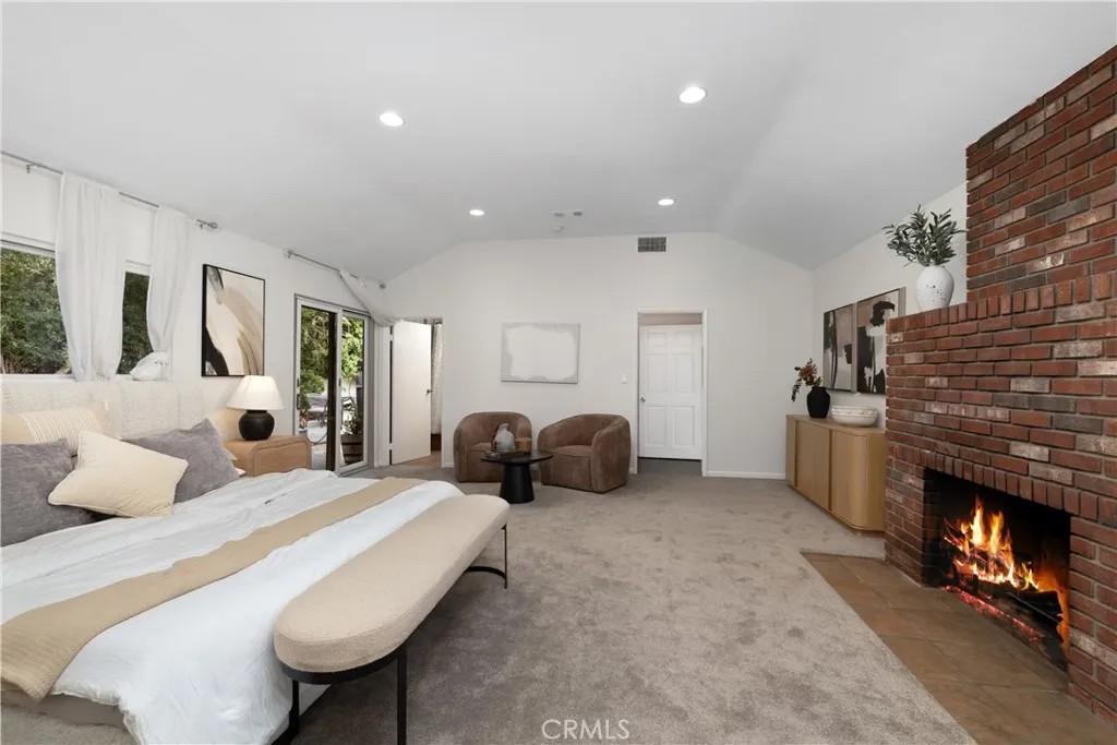 719 Ridgeside, Monrovia, California 91016 home-pic-37